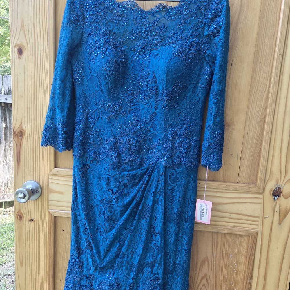 VM Collection Blue Lace Long Sleeve Dress